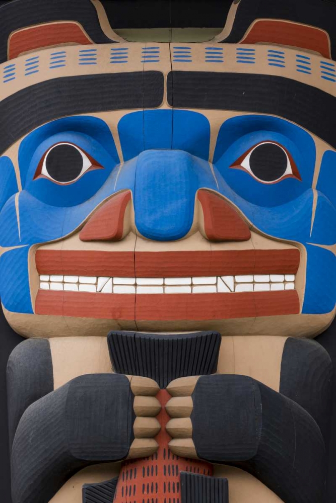 USA, Washington State, Jamestown Totem art PR